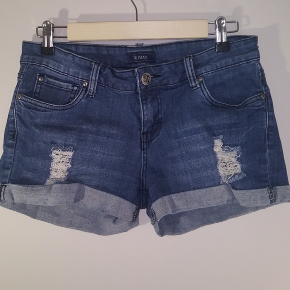 STS Blue Pants - STS Blue Distressed Shorts sz 11